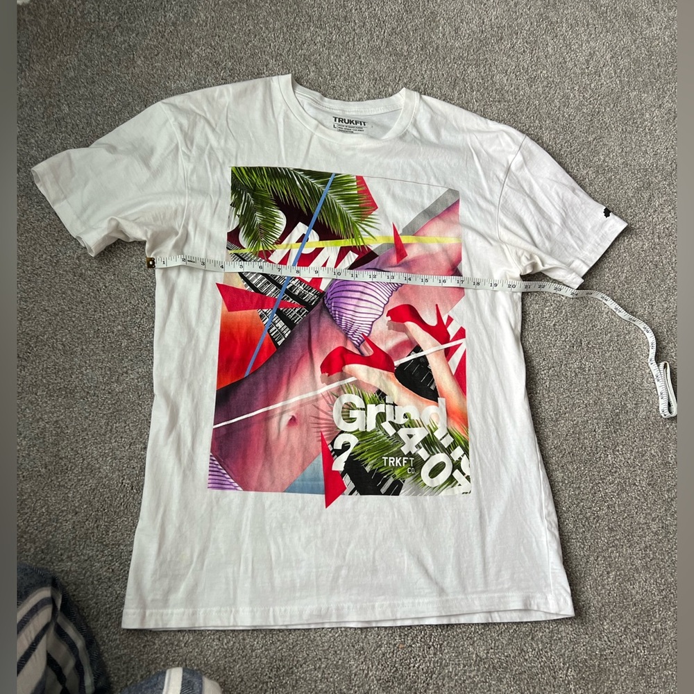 Vintage Trukfit Men's Casual T Shirt White Short Sleeve Spellout Logo Graphic L